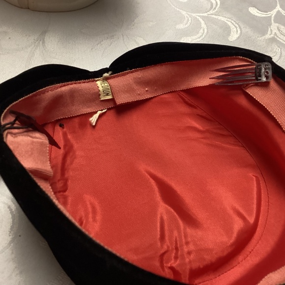 ART DECO. VELVET HAT. MUST SEE. USA MADE - Picture 9 of 10